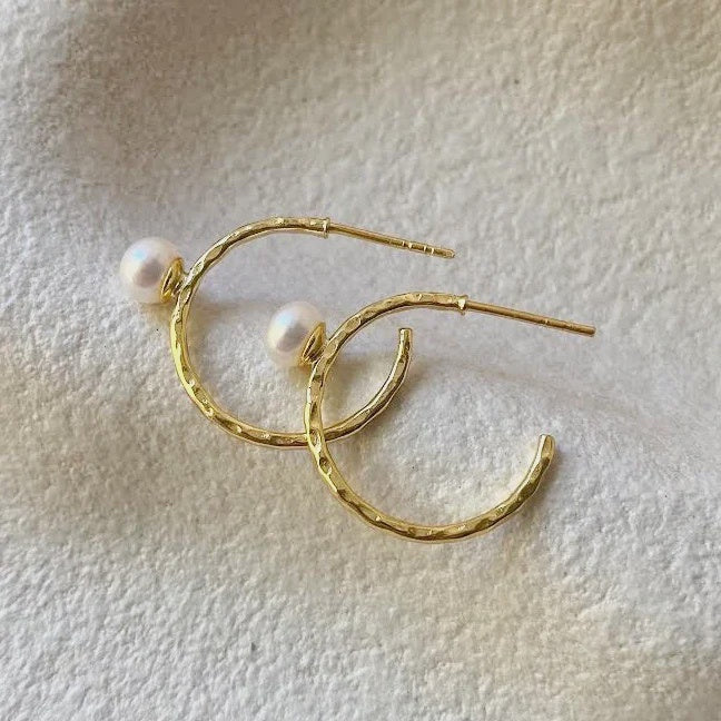 Fiona Hoops