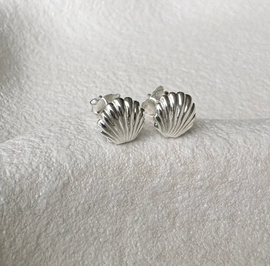 Clam Studs - Silver