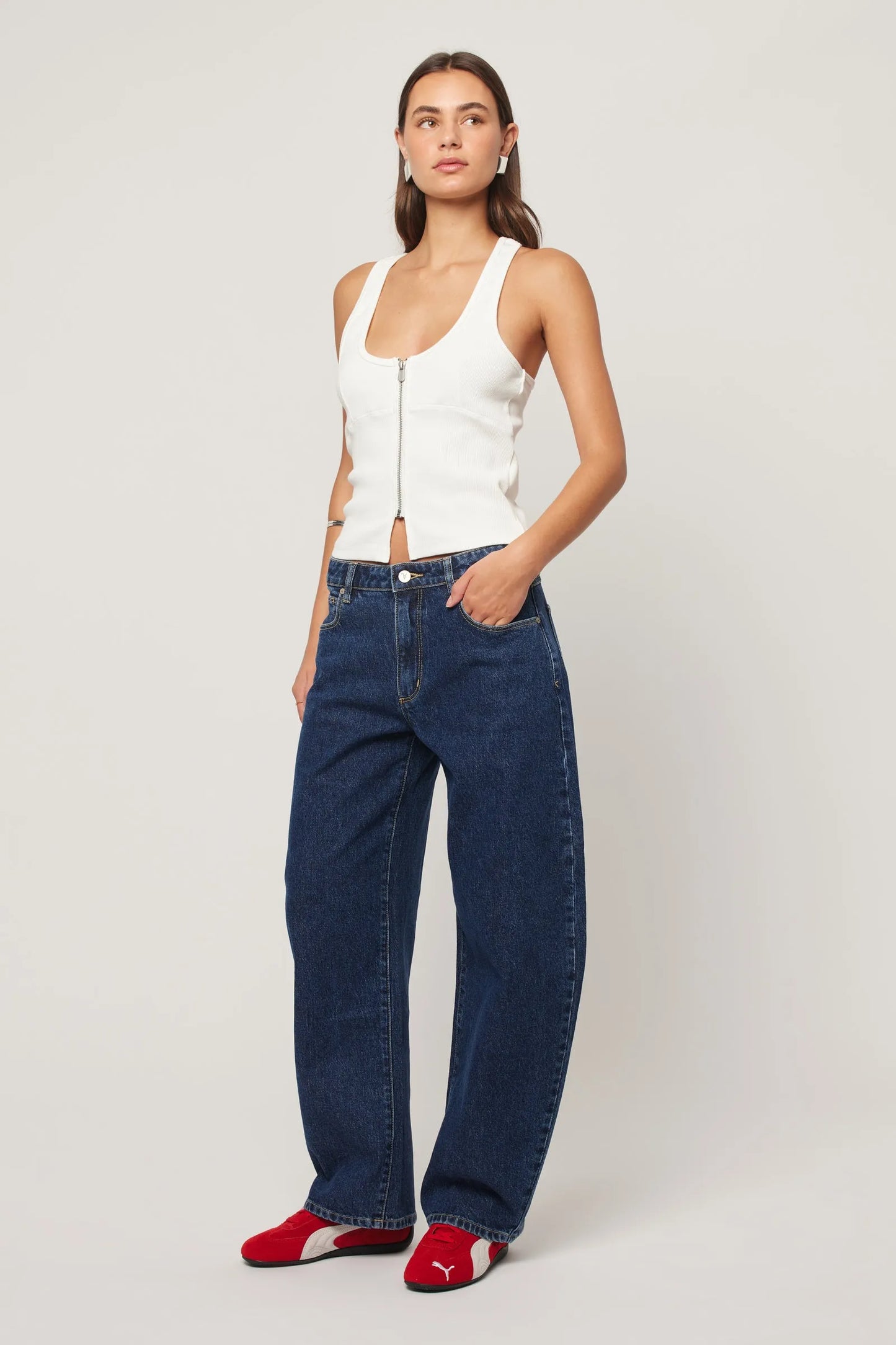 95 Mid Barrel Jean Tara