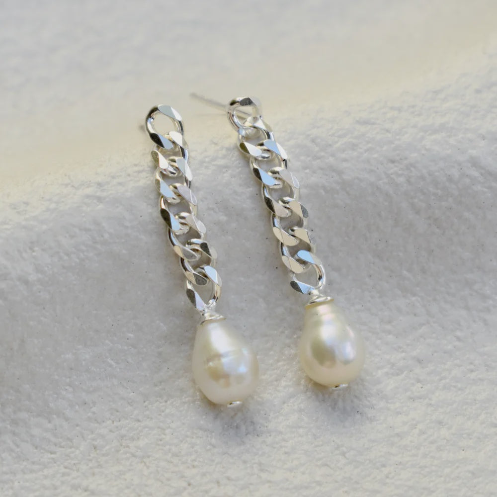 Link Earrings - Silver
