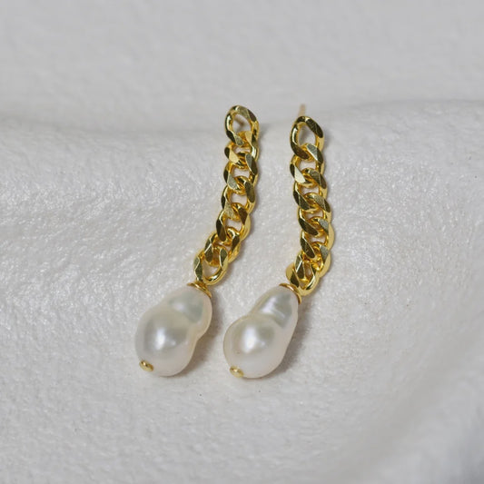 Link Earrings - Gold