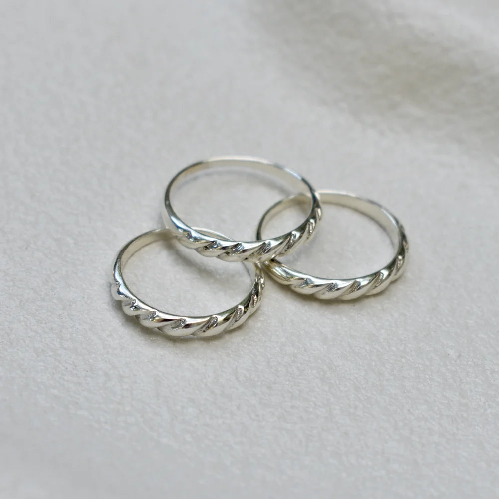 Cassie Ring
