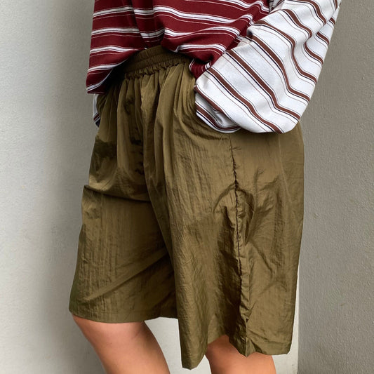 Vera Bermuda Shorts - Khaki