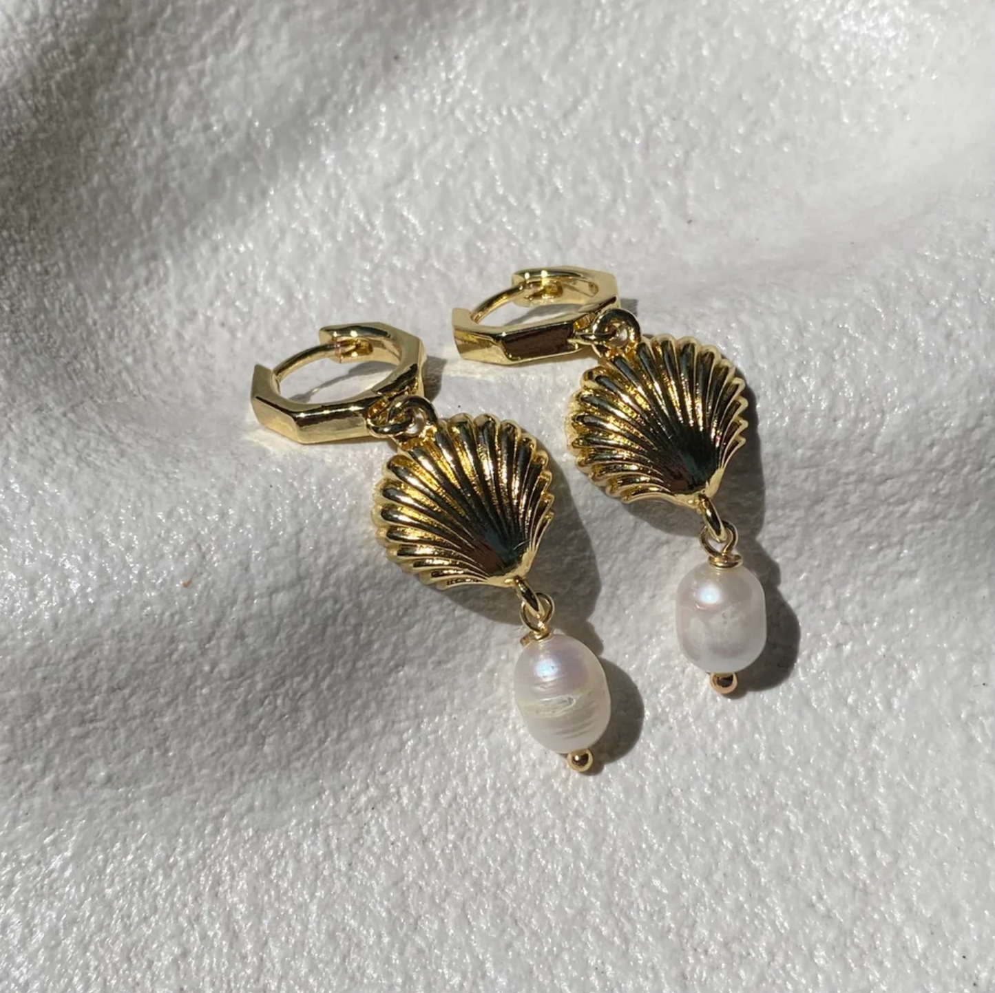 Caspian Clam Earrings