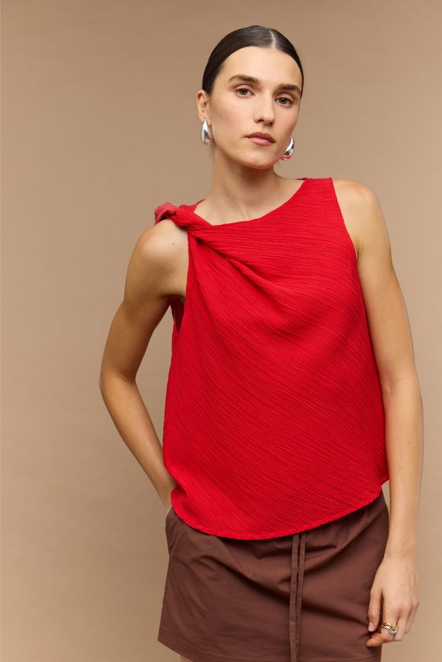 Amira Twist Top