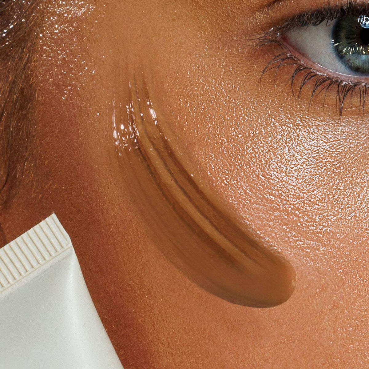 SPF 50 Natural Tinted Moisturiser: Medium-Dark