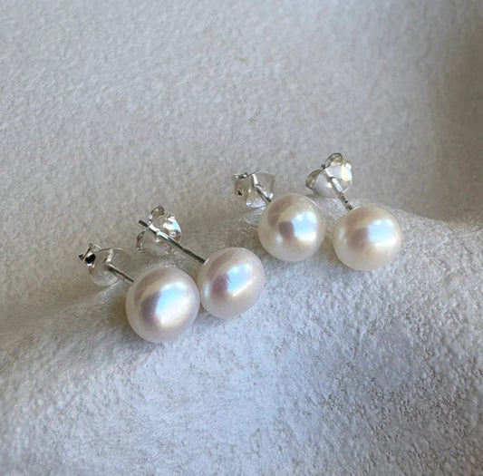 Pearl Studs Large