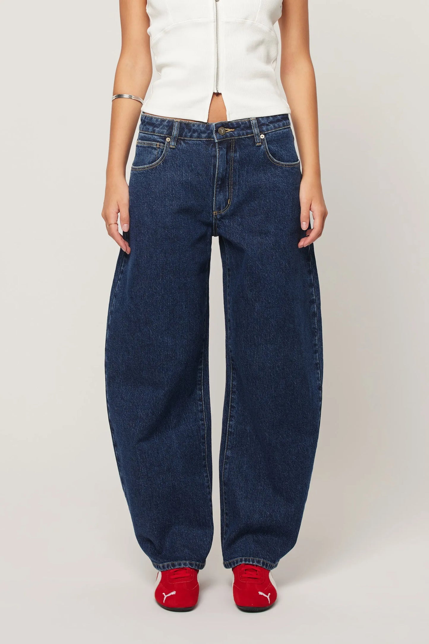 95 Mid Barrel Jean Tara