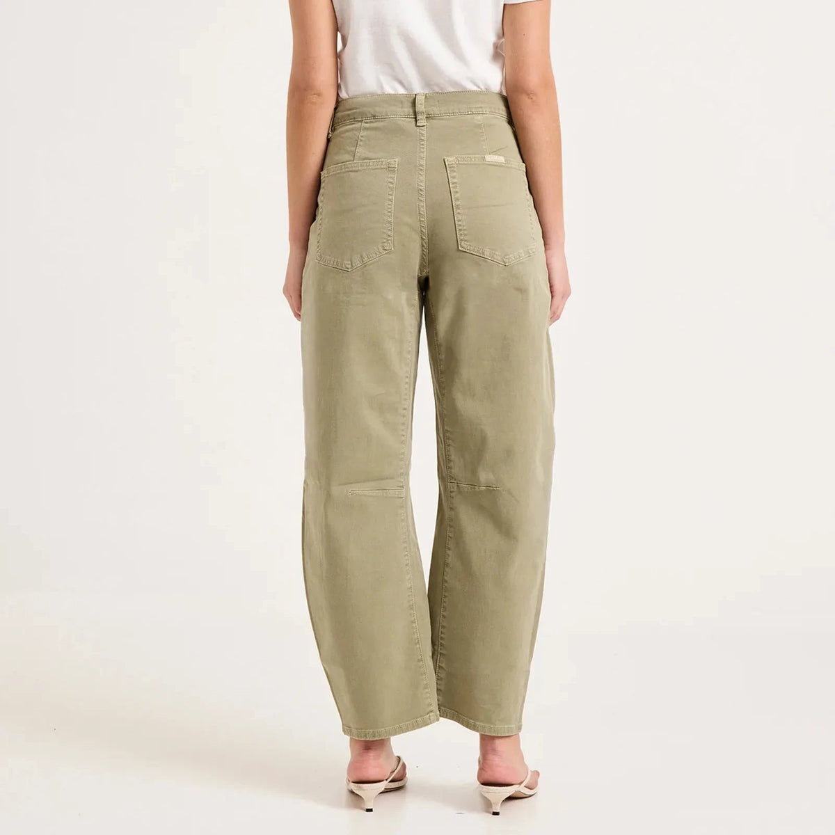 Gigi Barrel Jean - Olive