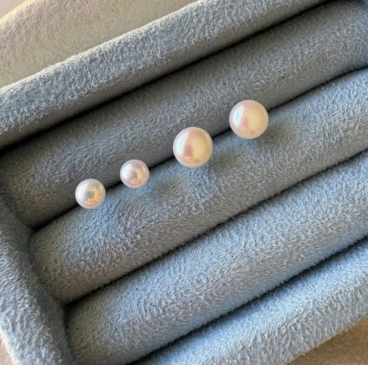 Pearl Studs Small