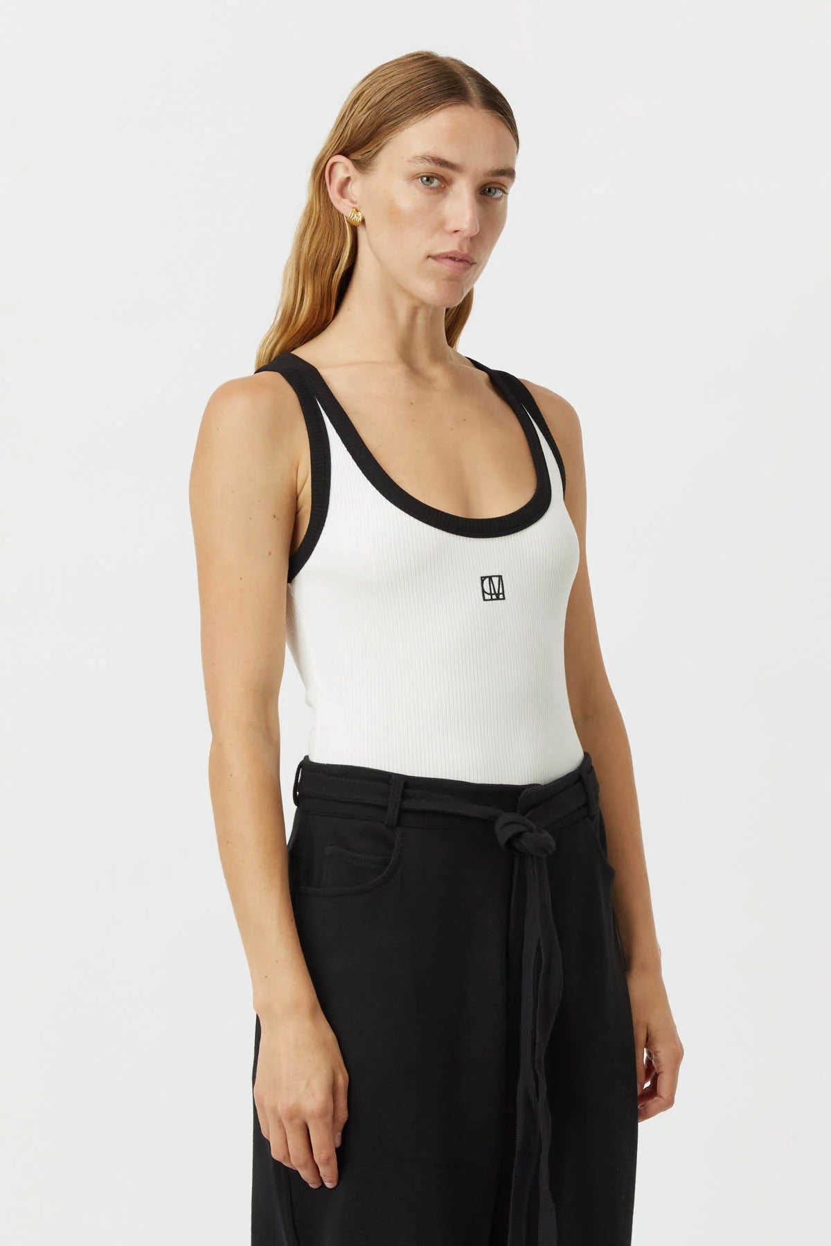 Nora Contrast Bind Scoop Neck Tank - White/Black