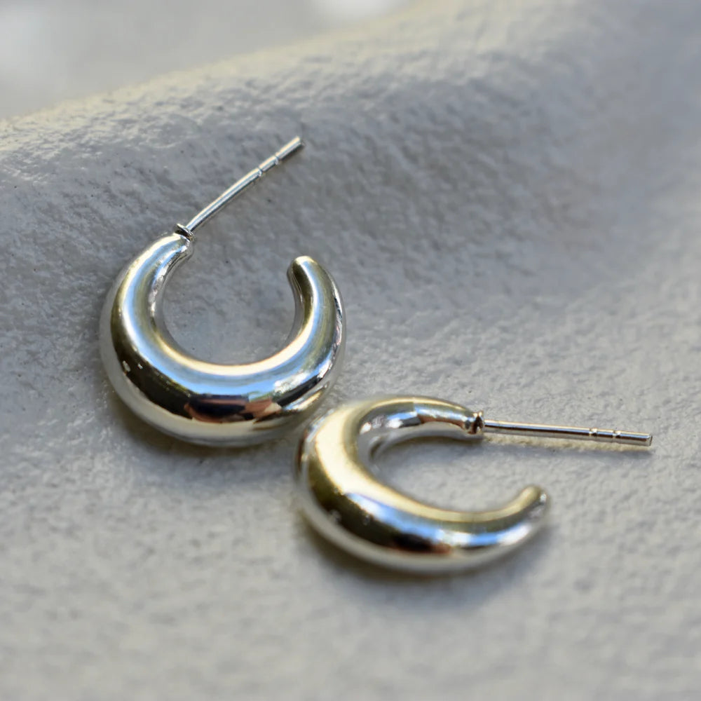 Mini Croissant Hoops Silver