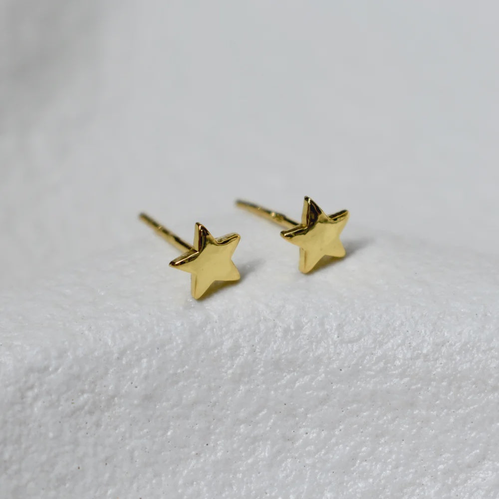 Star Studs - Gold