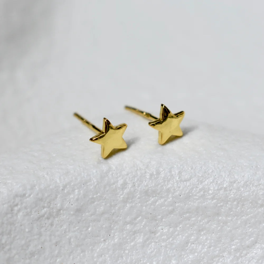 Star Studs - Gold