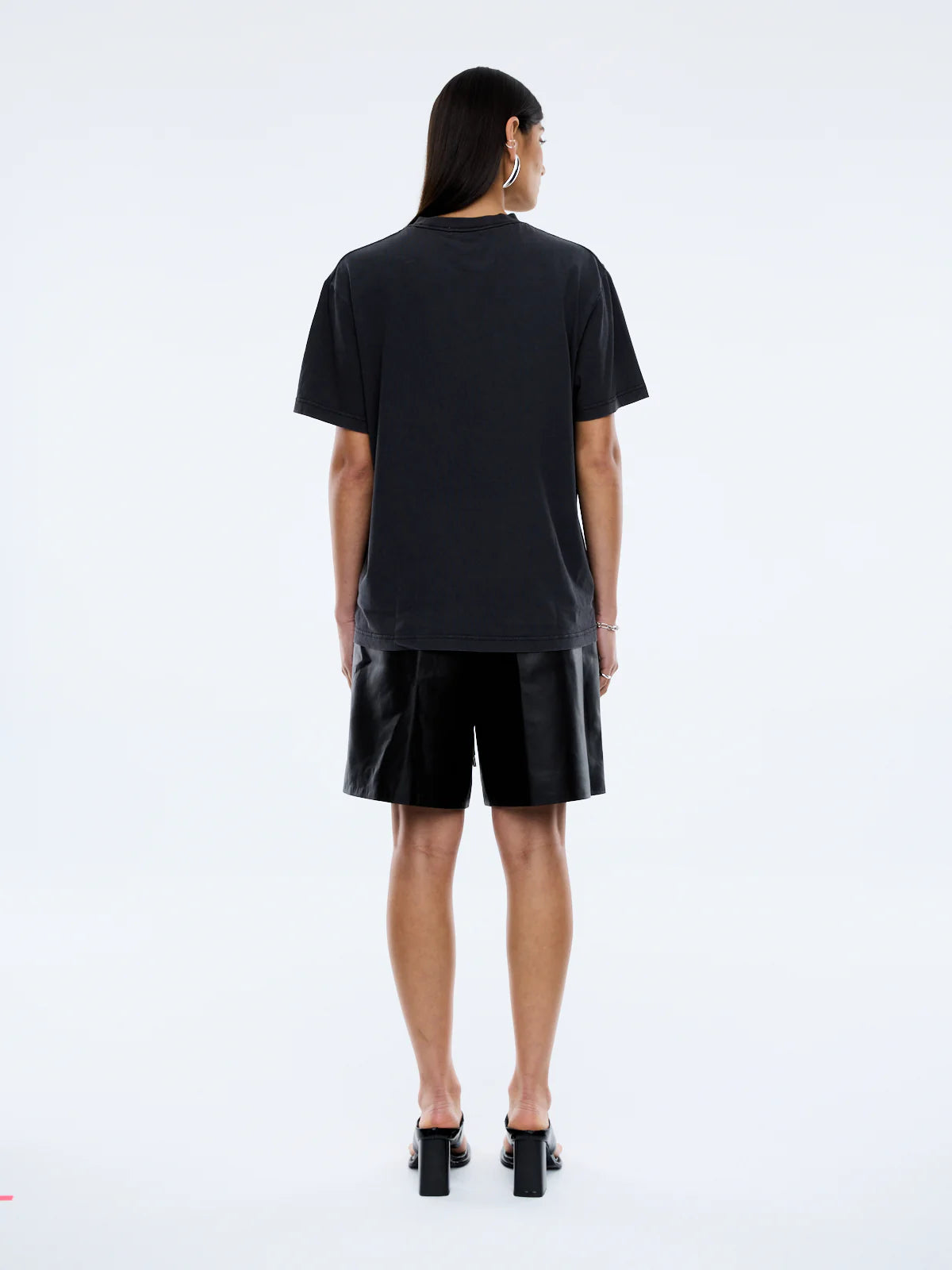 Crawling Leopard Tee