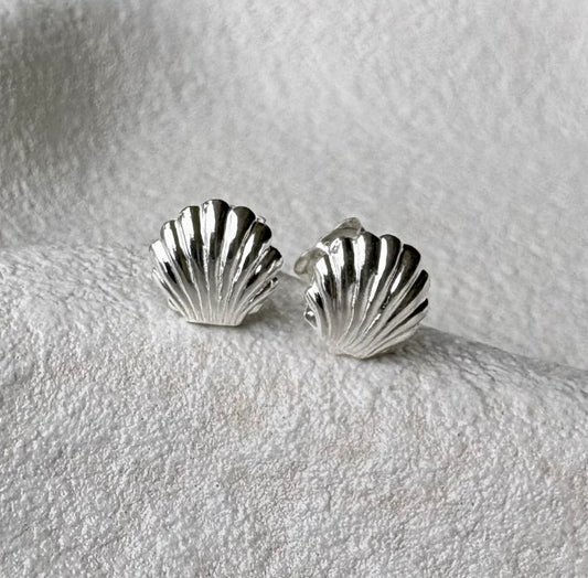 Clam Studs - Silver