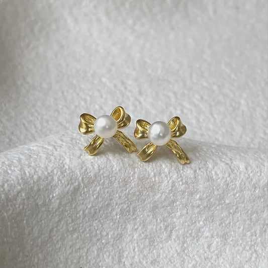 Ribbon Studs Gold