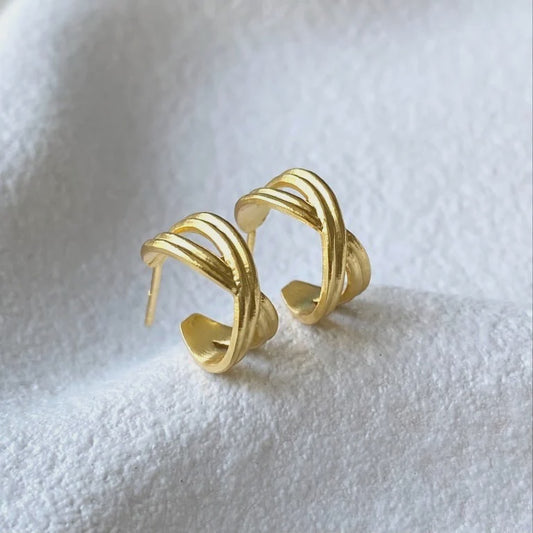 Crisscross Hoops Gold