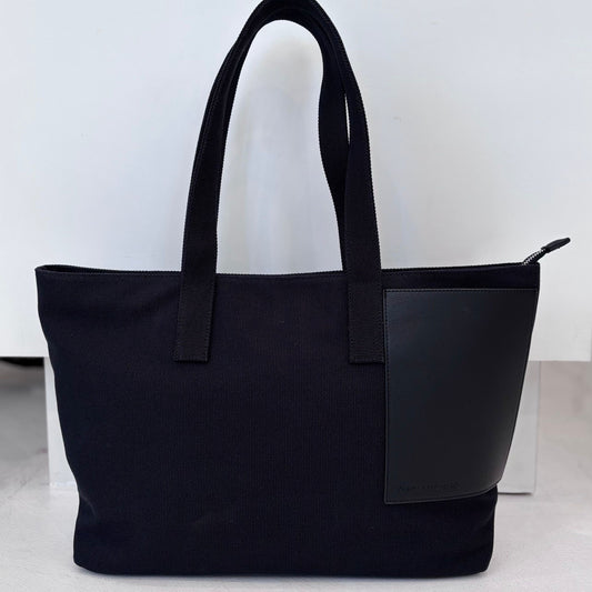 Thina Tote