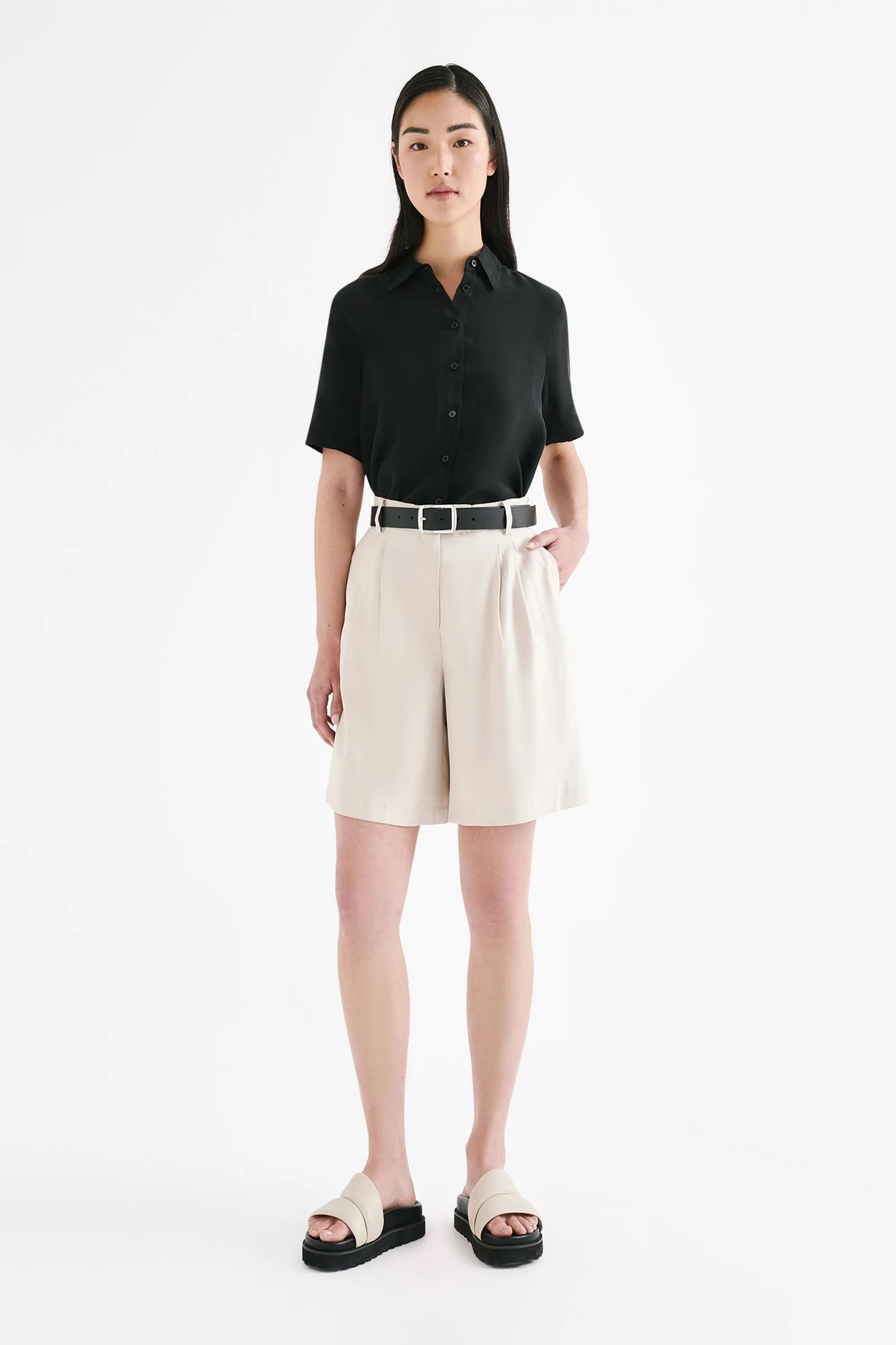 Kit Tailored Short - Oyster