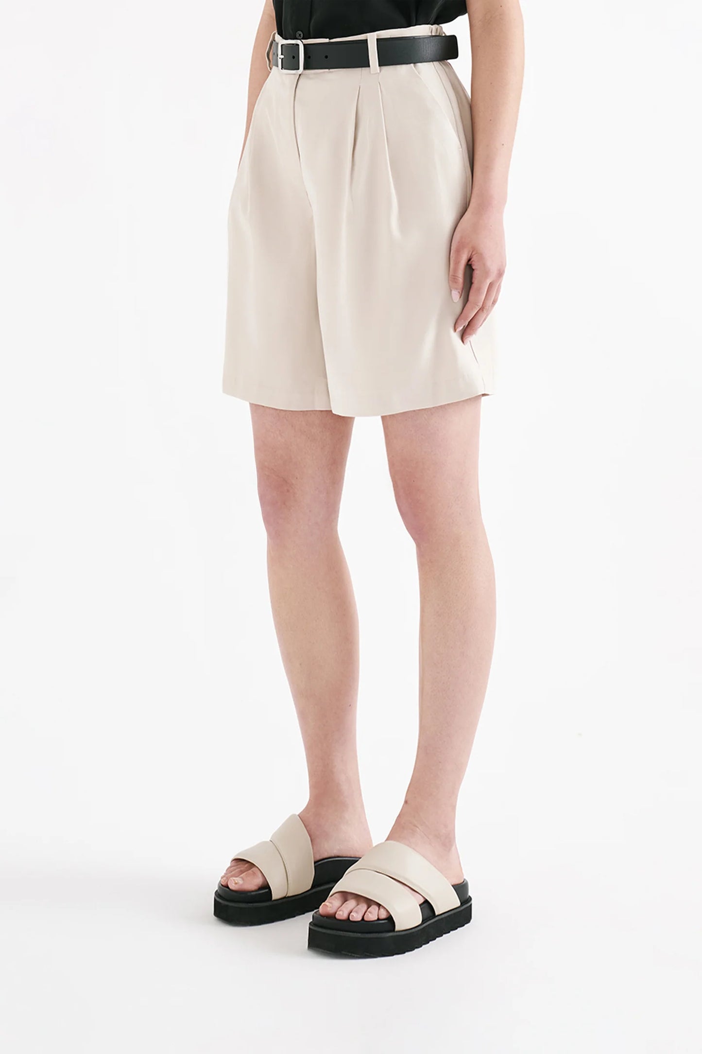 Kit Tailored Short - Oyster