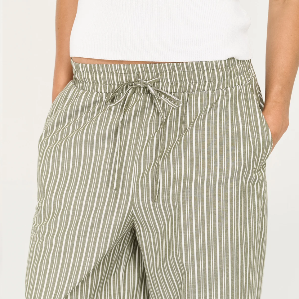 Lisara Relaxed Pant