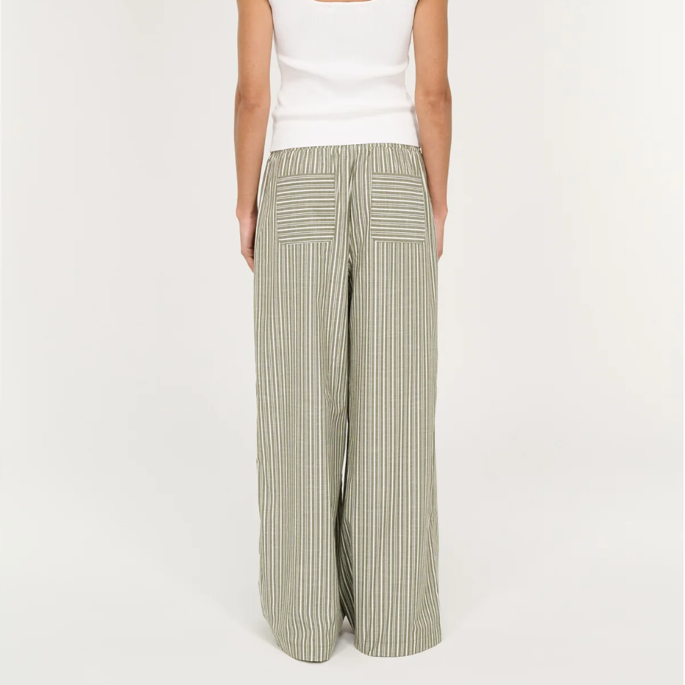Lisara Relaxed Pant