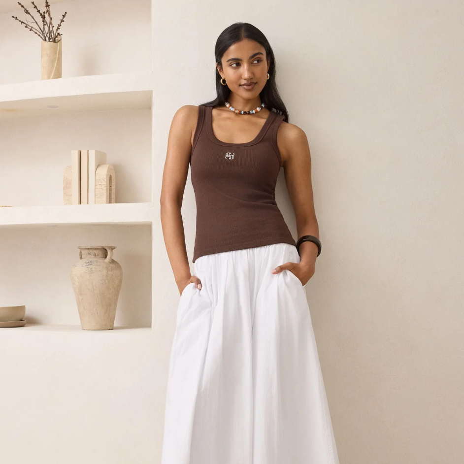 Zoe Contour Rib Scoop Tank - Brown