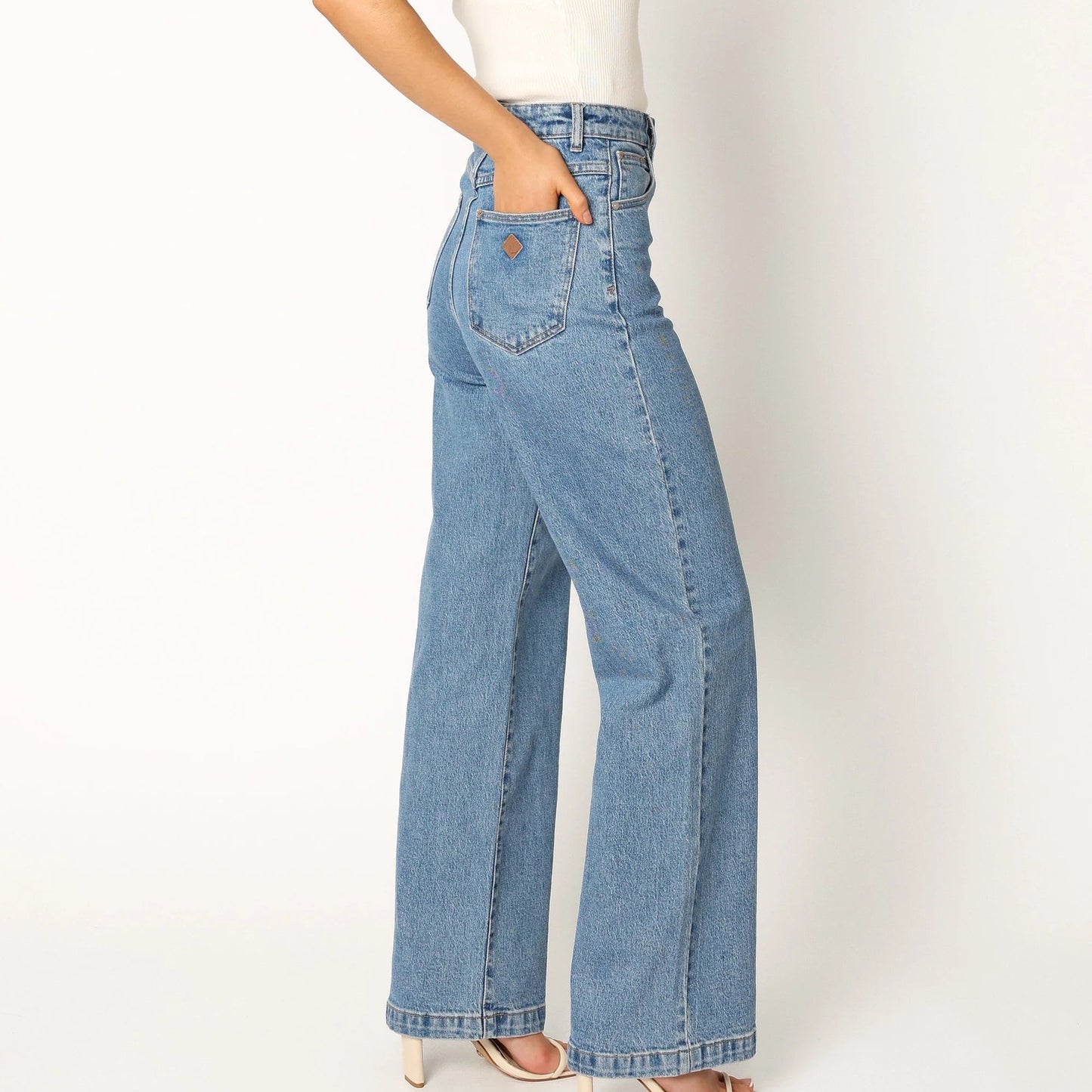 94 High Wide - Debbie