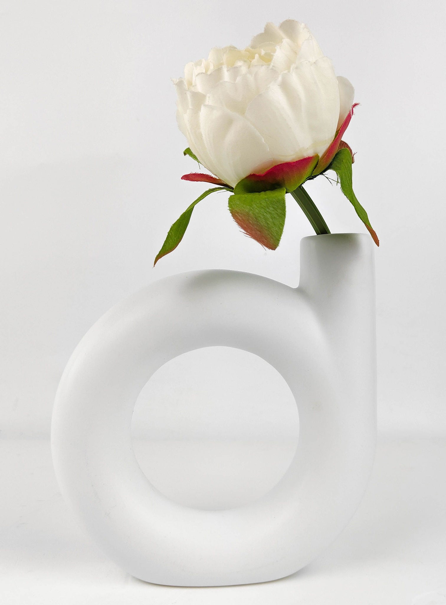 Amira Single Vessel Vase